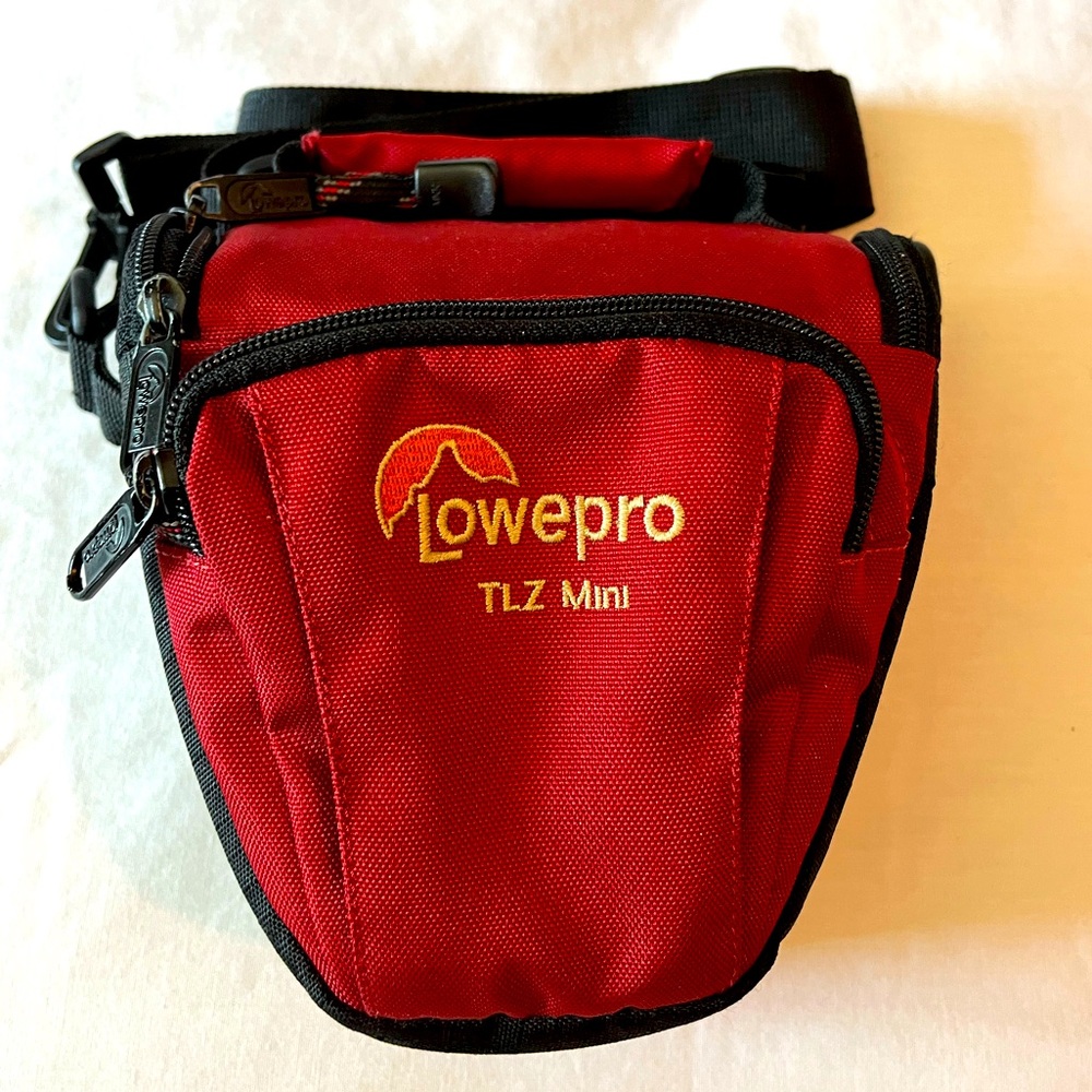 Lowepro Red Padded Holster Mini Style Camera Case Bag
